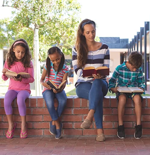 Understanding Literacy & Leadership